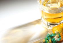 Tra cứu tương tác thuốc và tương tác thuốc với thức ăn – đồ uống