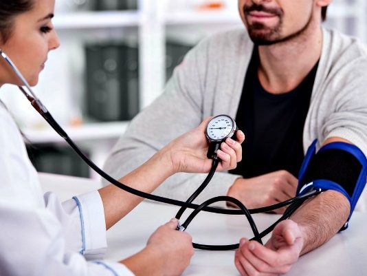 Cơ chế bệnh sinh và triệu chứng lâm sàng suy thận cấp